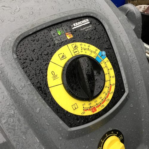Hot jet washing with our Karcher Professional HDS 6/12 C